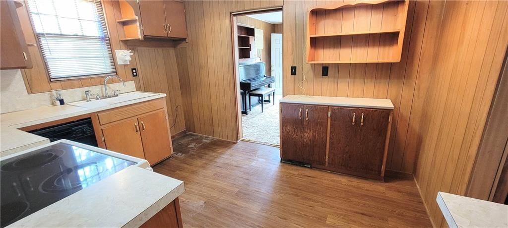 514 E Neosho Street — photo 14