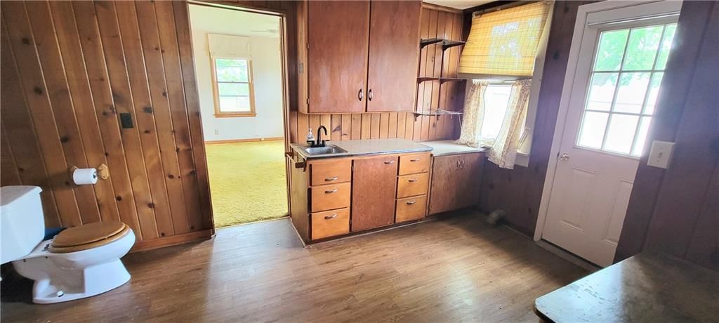 514 E Neosho Street — photo 18