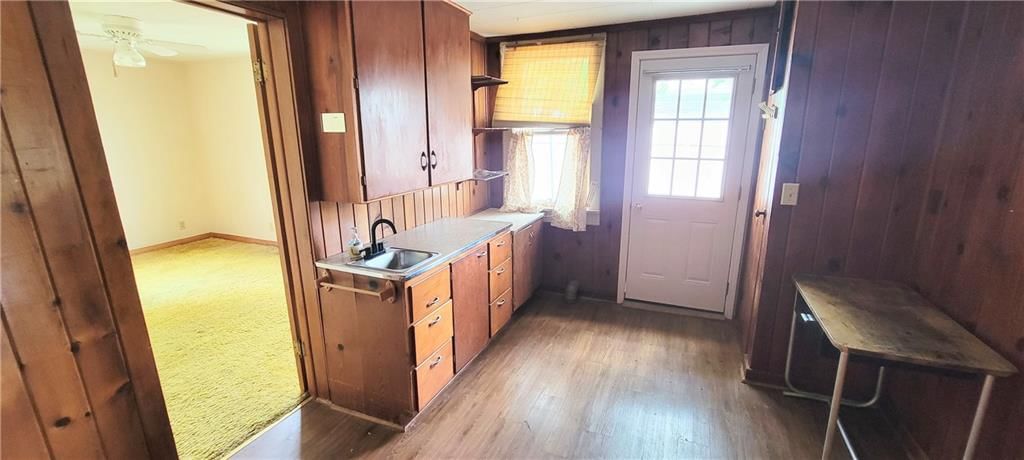 514 E Neosho Street — photo 19