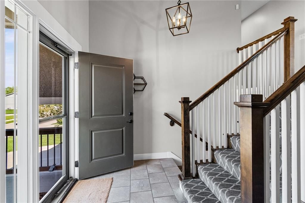 1213 SW Arborway Drive — photo 4