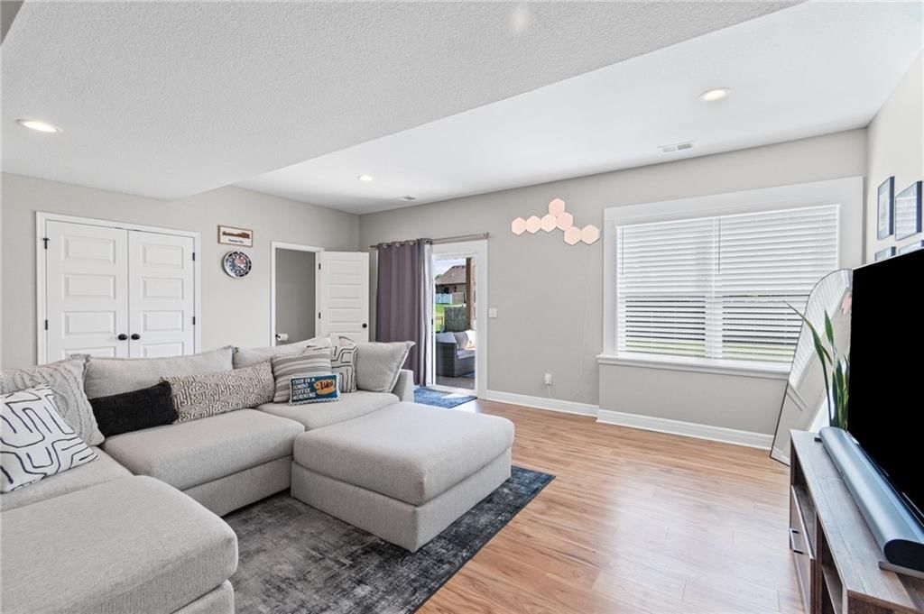 1213 SW Arborway Drive — photo 29