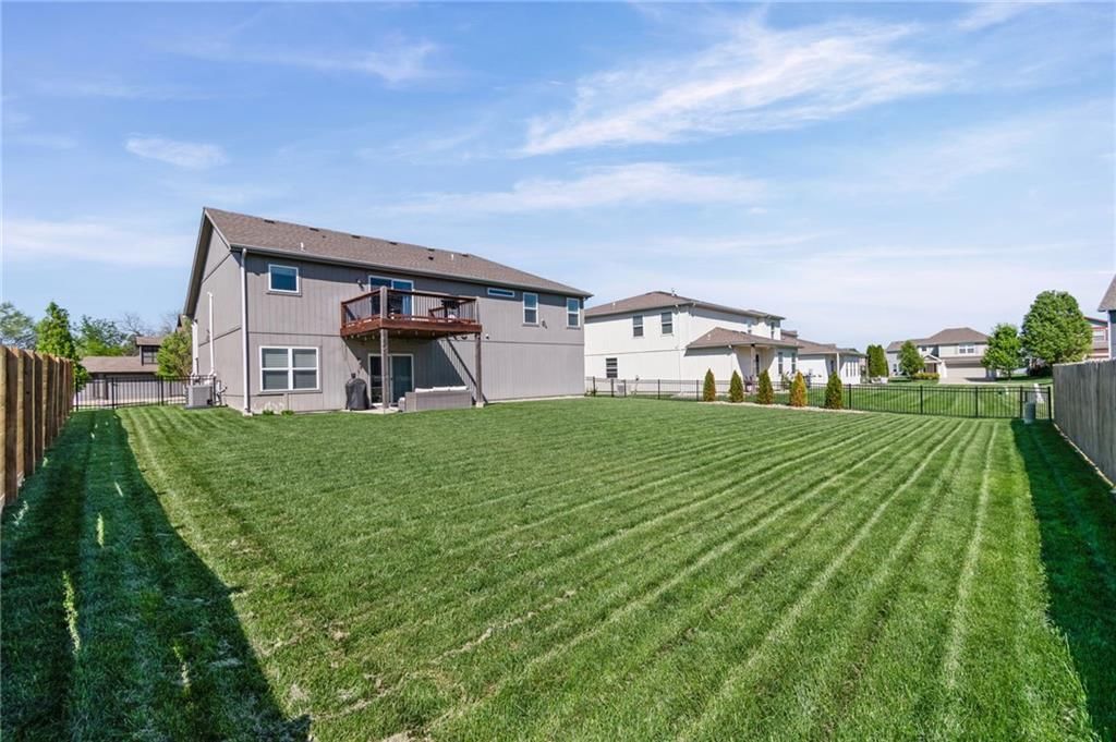 1213 SW Arborway Drive — photo 35