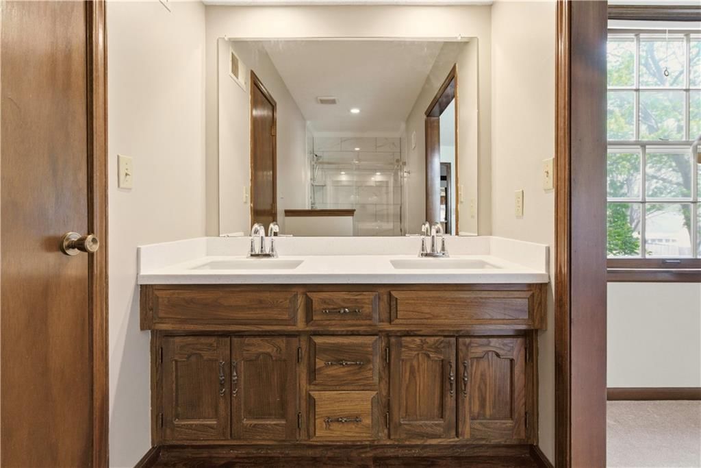 10555 Gillette Street — photo 35