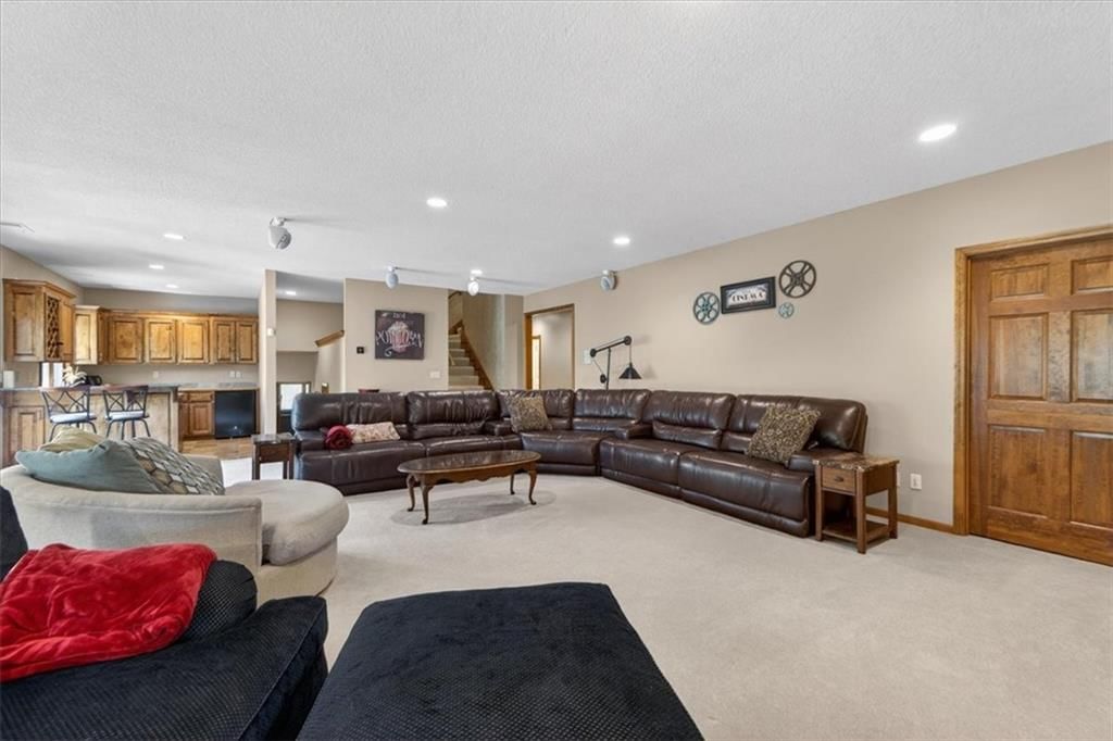 8615 NW Baker Road Circle — photo 44