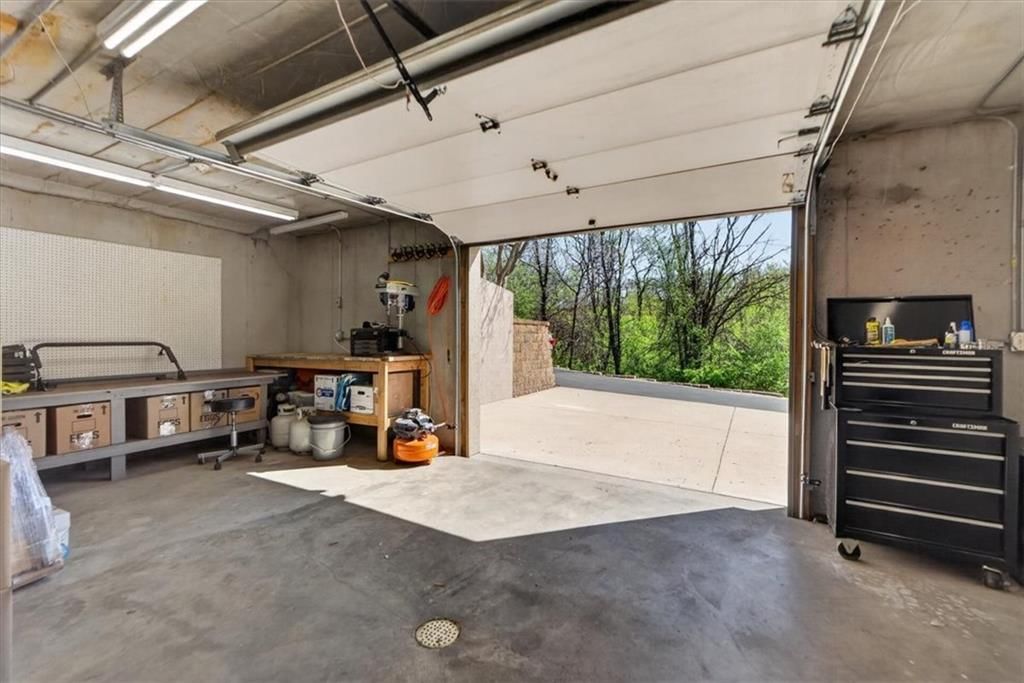8615 NW Baker Road Circle — photo 65