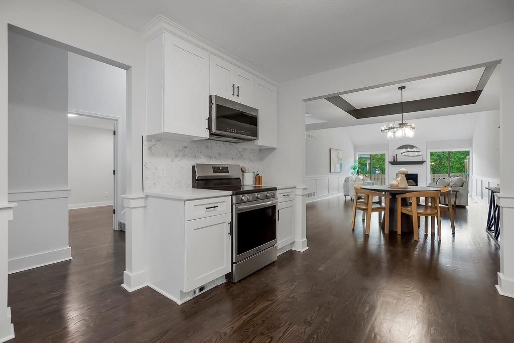 4309 W 112th Terrace — photo 8