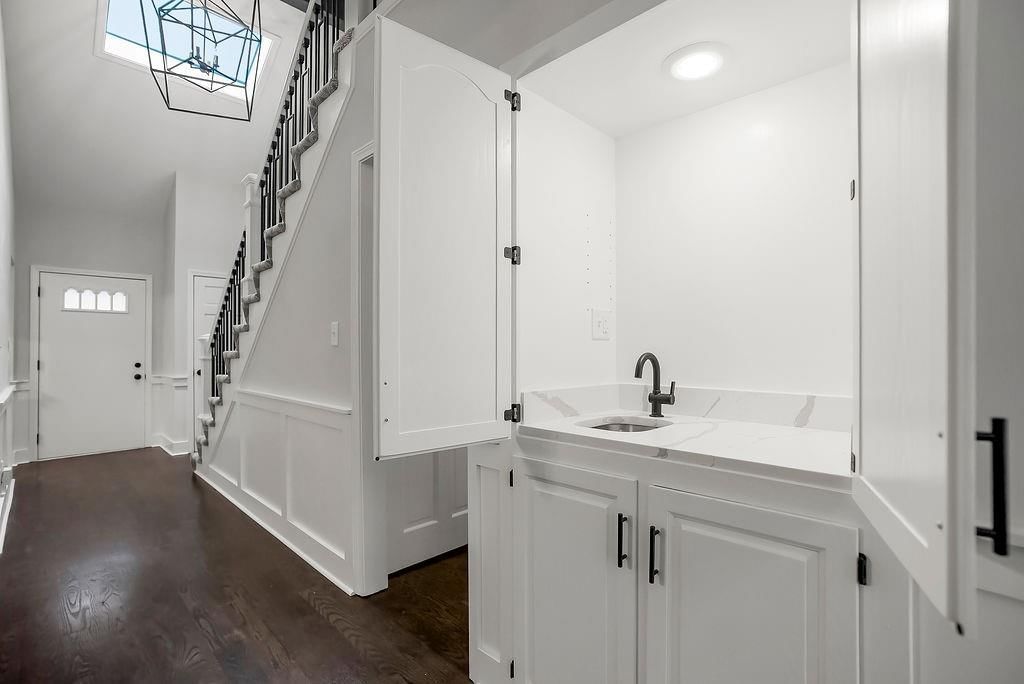 4309 W 112th Terrace — photo 10
