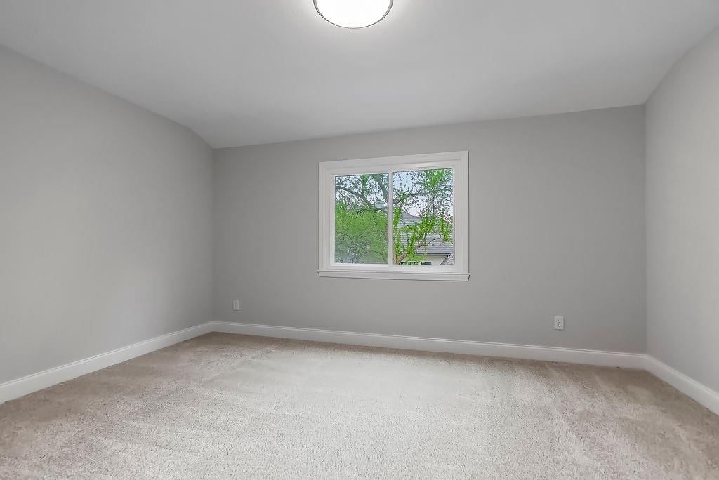 4309 W 112th Terrace — photo 18