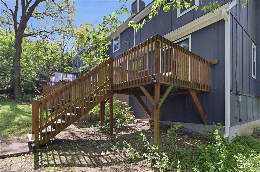 1906 Lawrence Court — photo 23