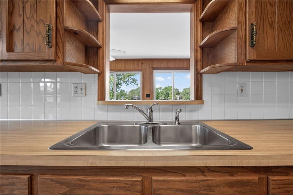 29320 W 153rd Terrace — photo 7
