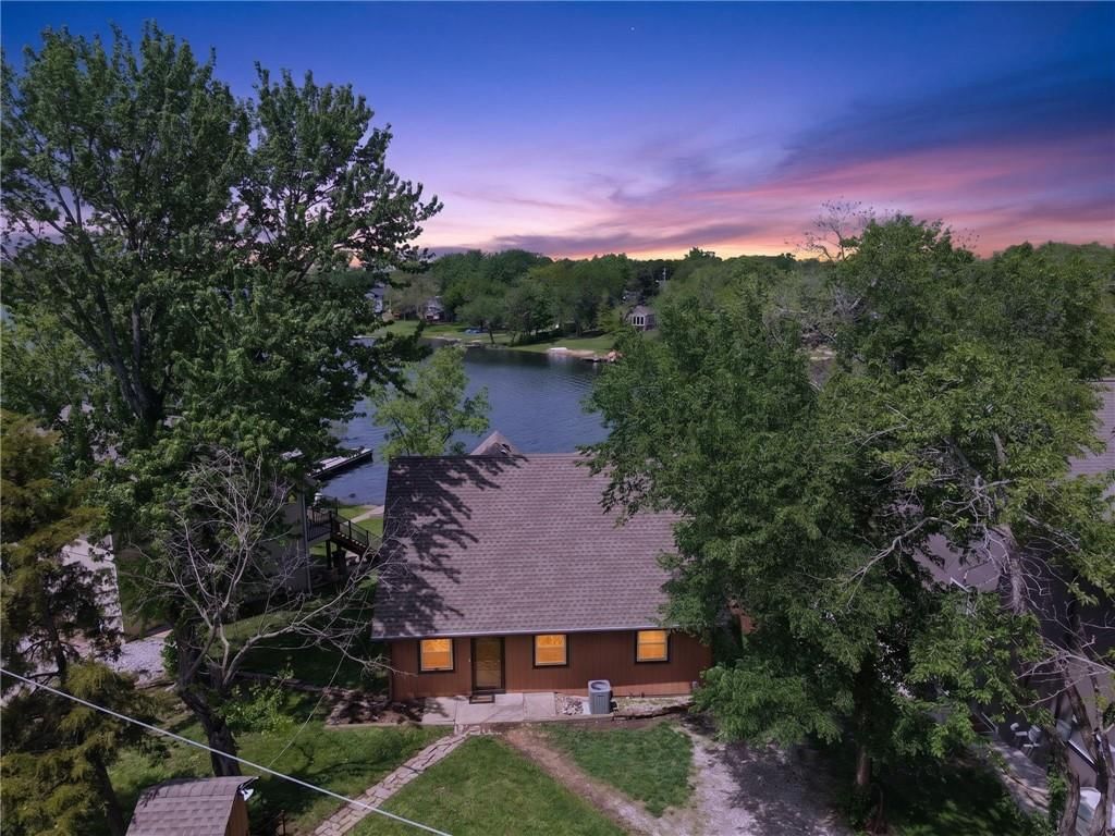 29320 W 153rd Terrace — photo 40