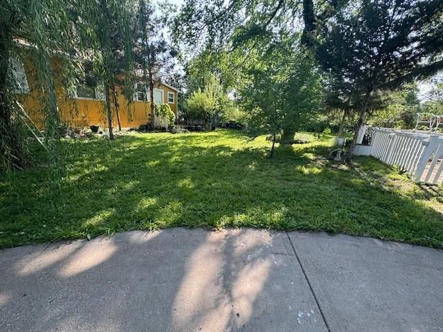 1870 N 27th Street — photo 9