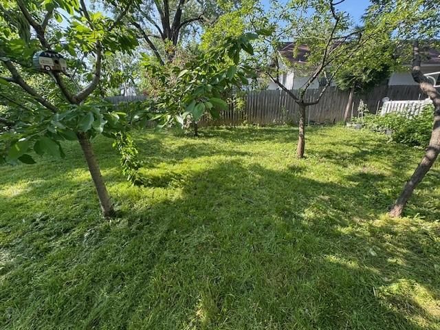 1870 N 27th Street — photo 14