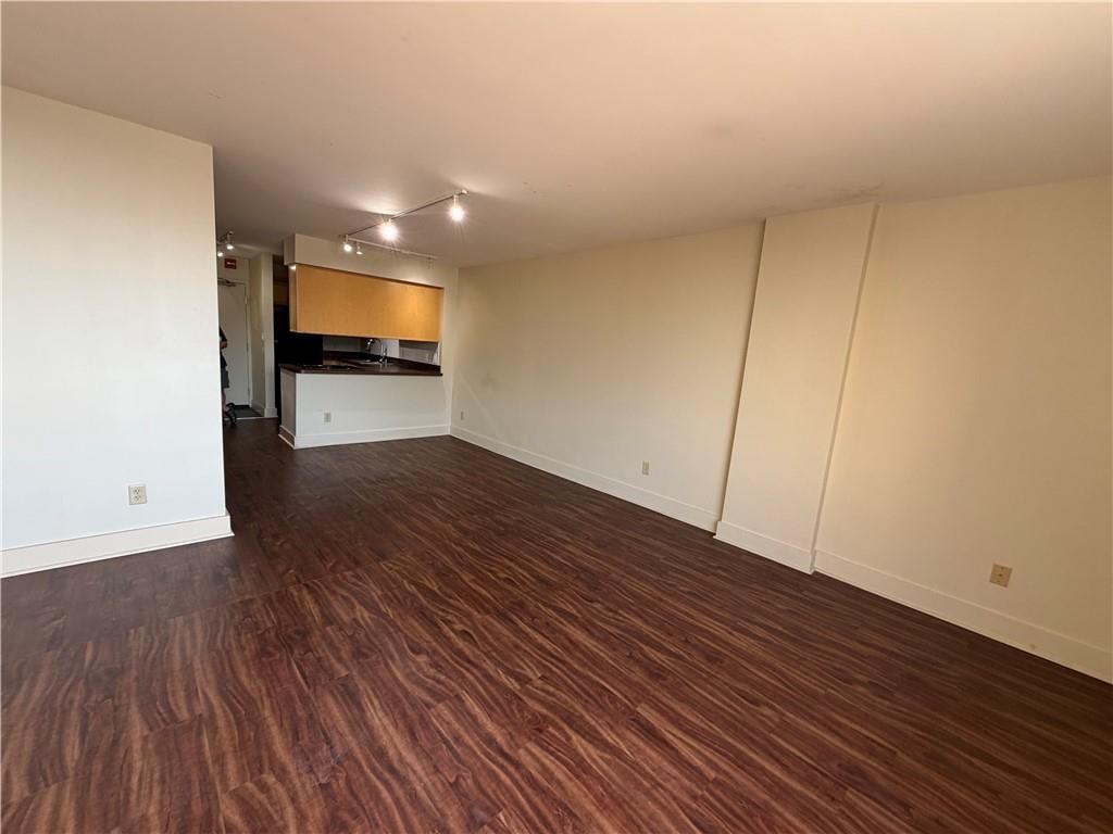 600 E 8th     Unit 8S Street — photo 12