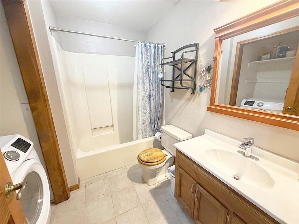 404 NW 39th Street — photo 45