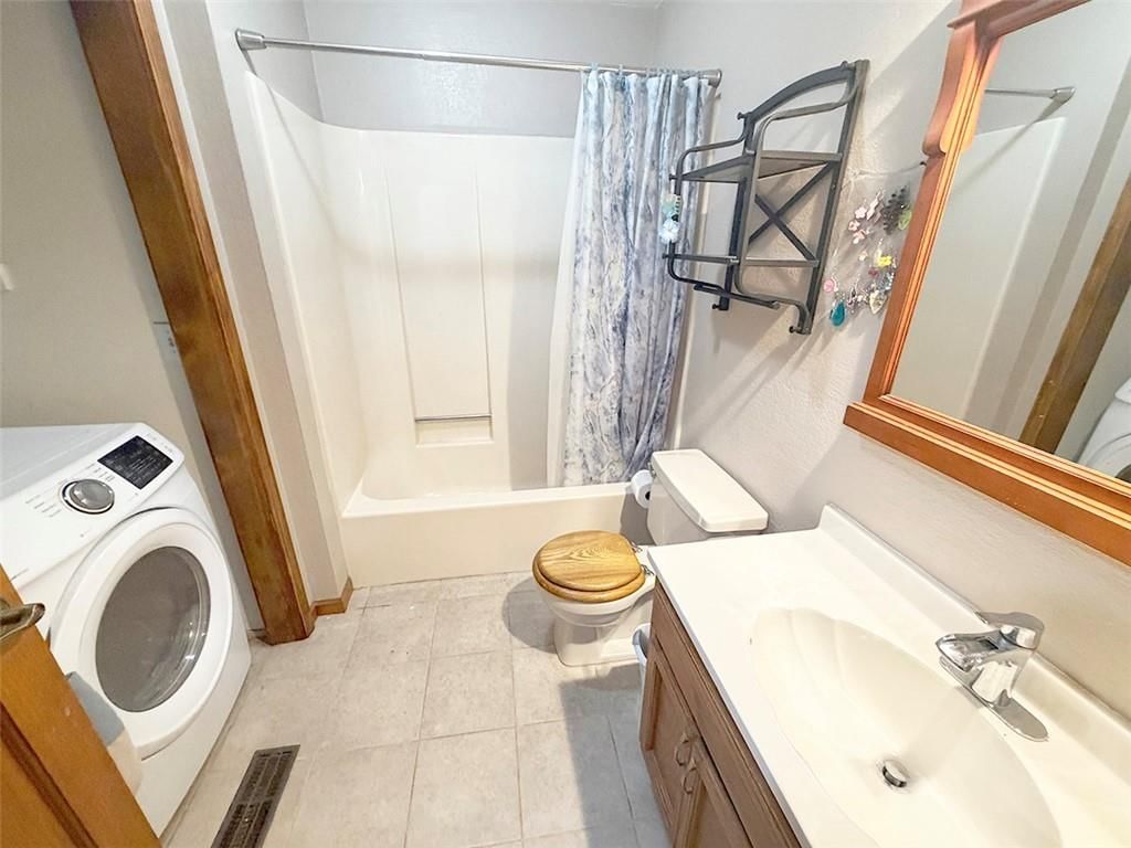 404 NW 39th Street — photo 47