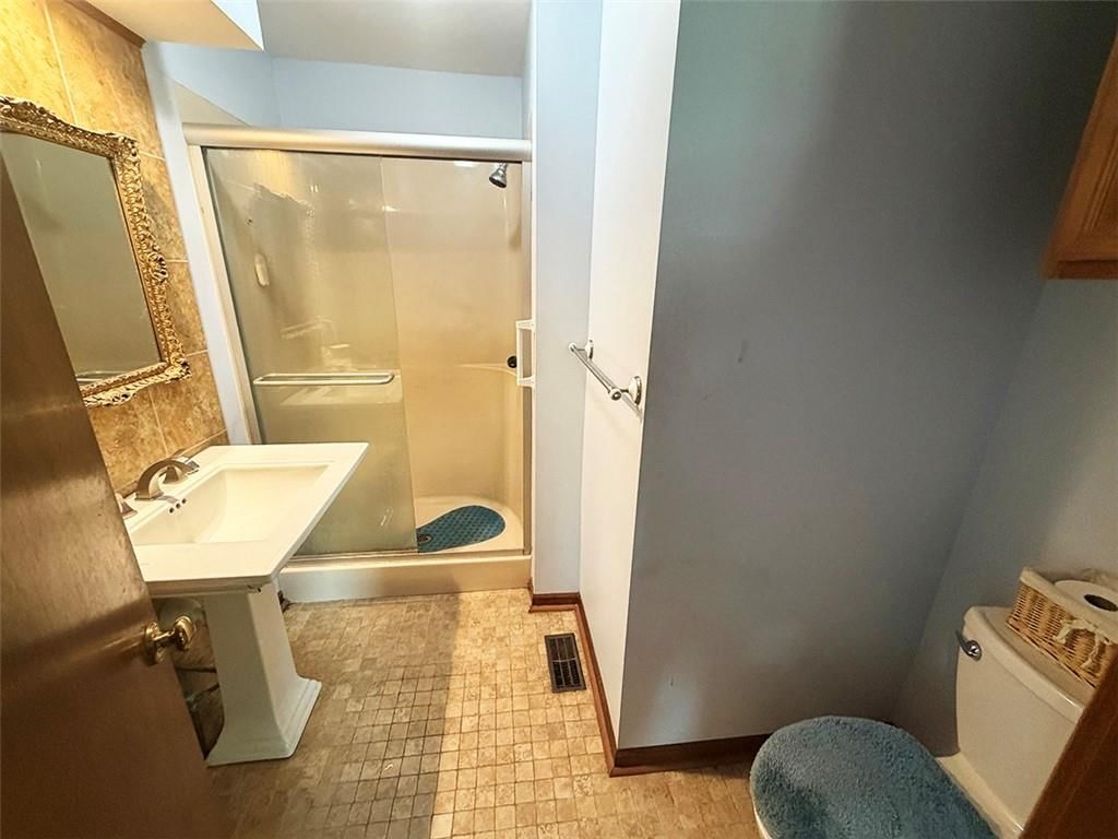 404 NW 39th Street — photo 62