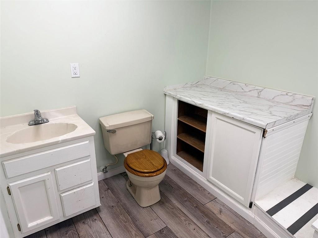 404 NW 39th Street — photo 70