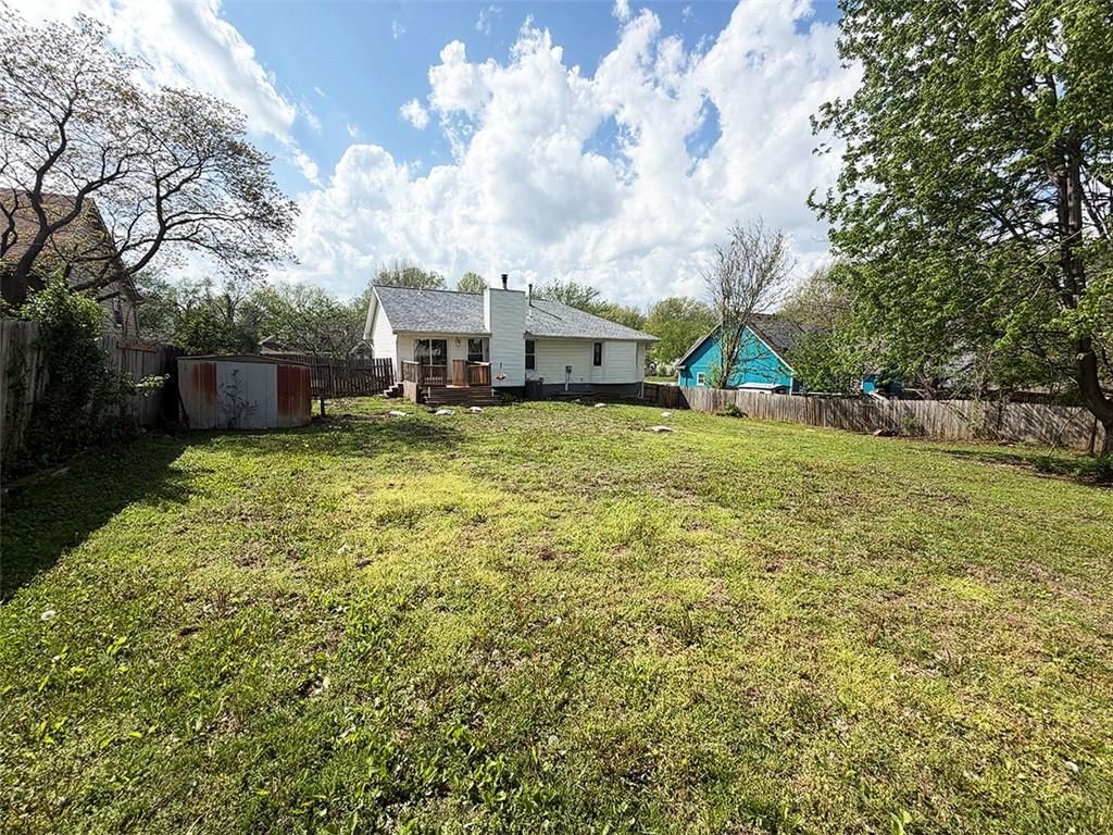 404 NW 39th Street — photo 90