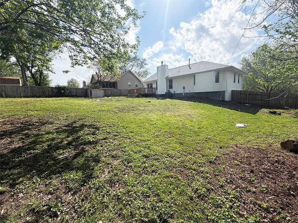 404 NW 39th Street — photo 94