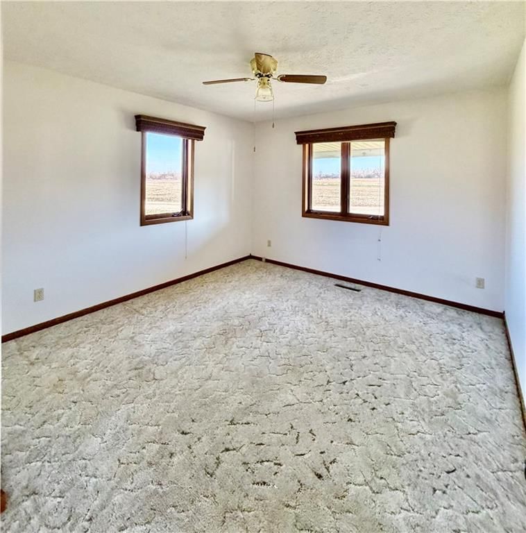 1039 225th Road — photo 37