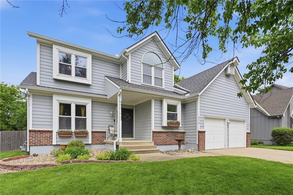 6118 W 157 Terrace, Overland Park, KS