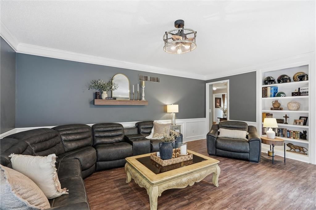 6118 W 157 Terrace — photo 9