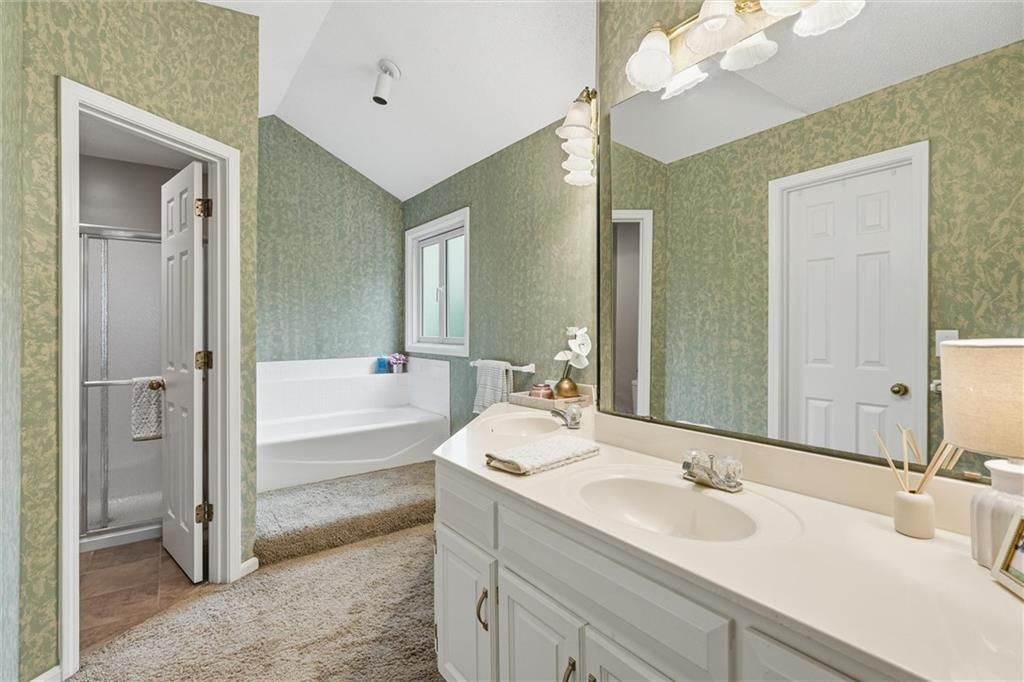 6118 W 157 Terrace — photo 21