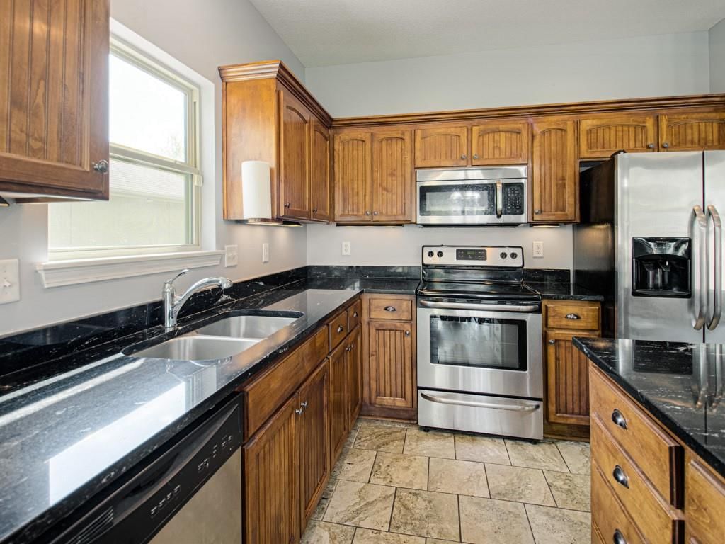 1111 SE Oak Ridge Drive — photo 12