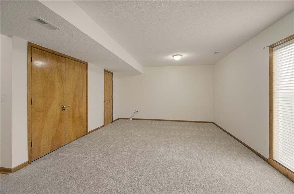 11201 N Lewis Avenue — photo 19