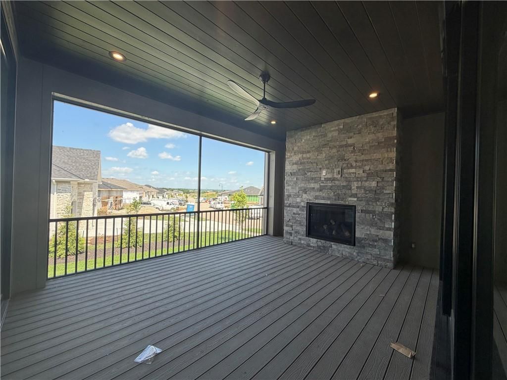 3448 W 133rd Terrace — photo 9