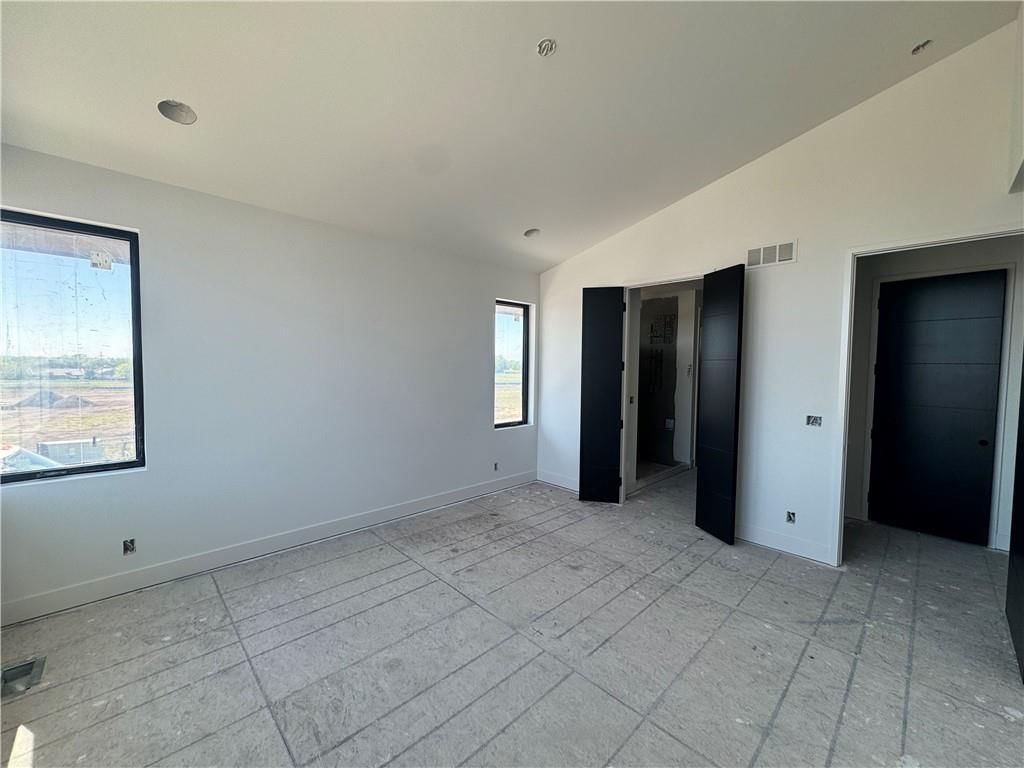 3448 W 133rd Terrace — photo 16