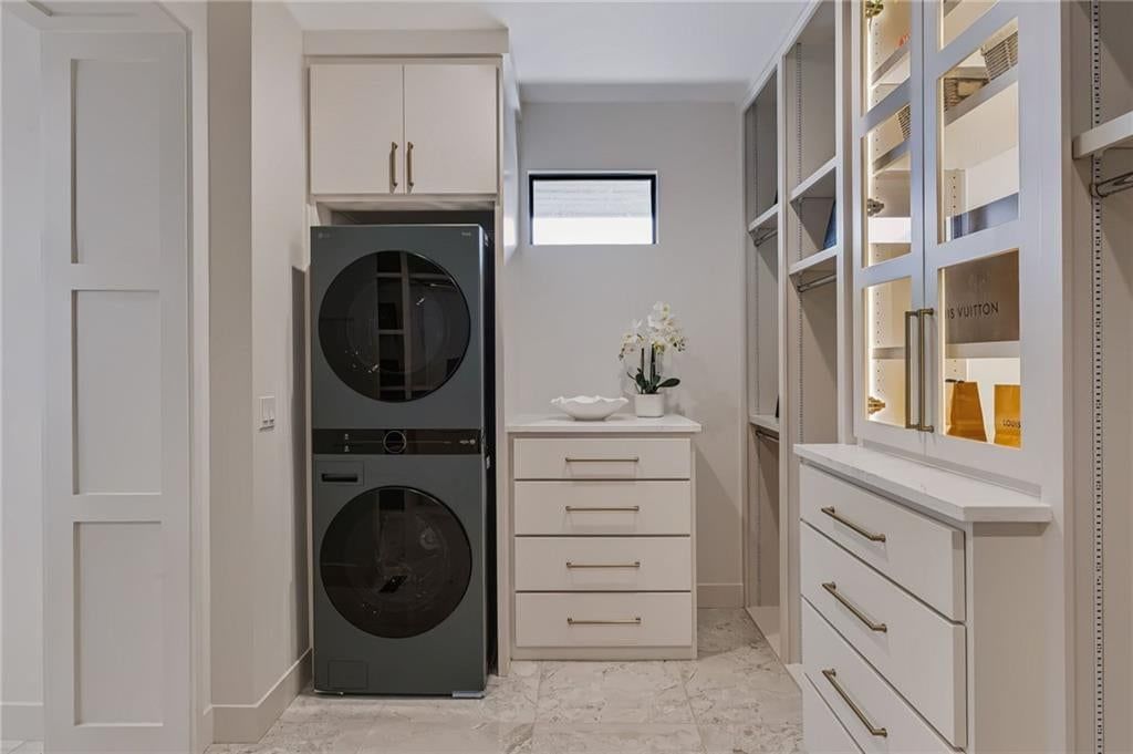 Photo 19 of 39 - 3448 W 133rd Terrace, Leawood, KS 66209