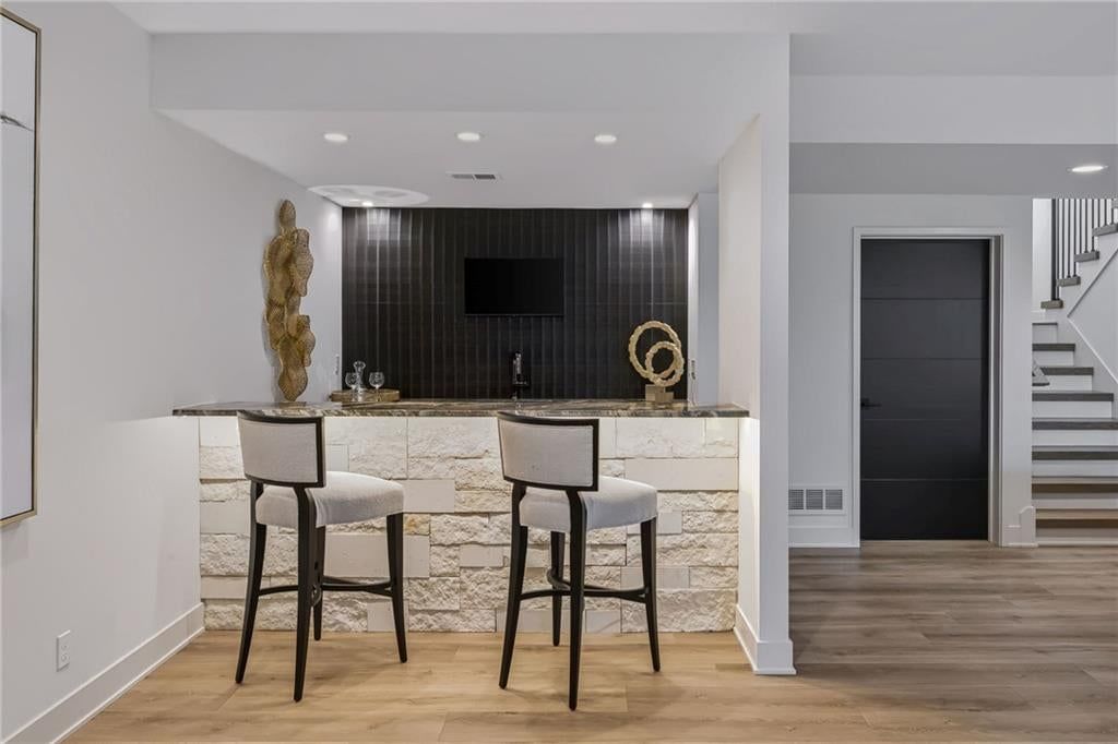 Photo 23 of 39, 3448 W 133rd Terrace, Leawood, KS 66209