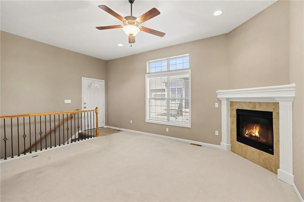 15671 S Hillside Street — photo 7