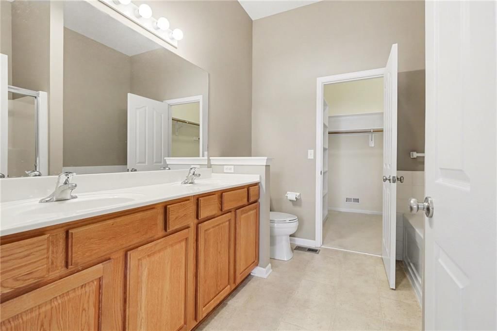 15671 S Hillside Street — photo 16