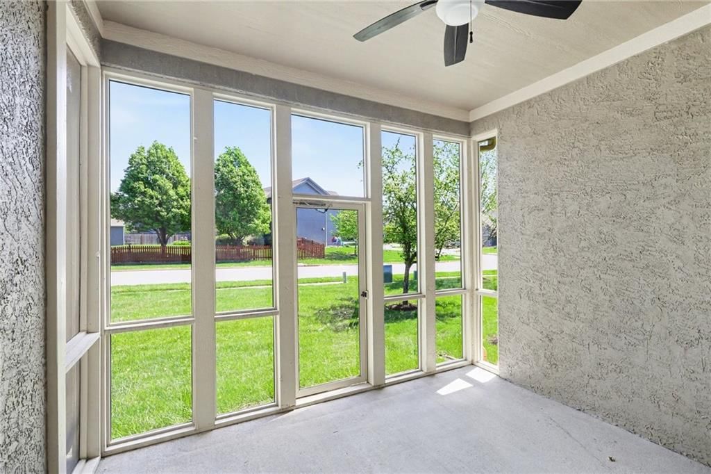 15671 S Hillside Street — photo 24