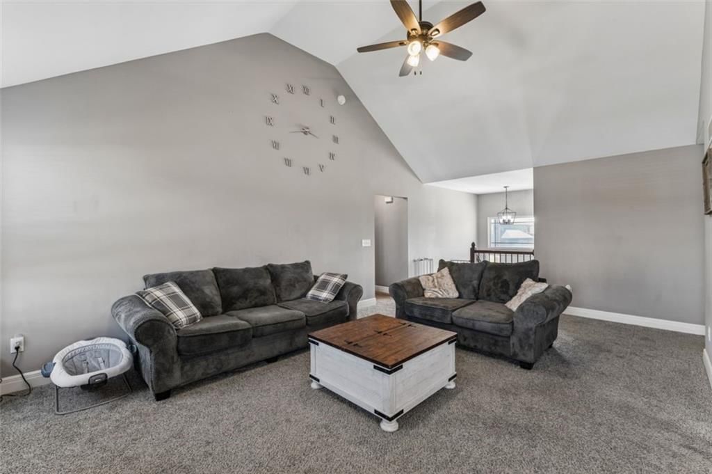 912 N Hickory Drive — photo 8