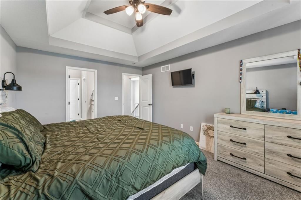 912 N Hickory Drive — photo 21