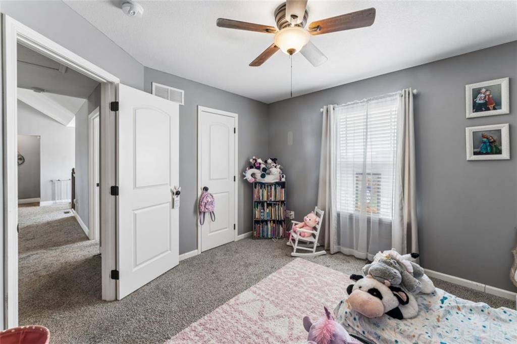 912 N Hickory Drive — photo 28