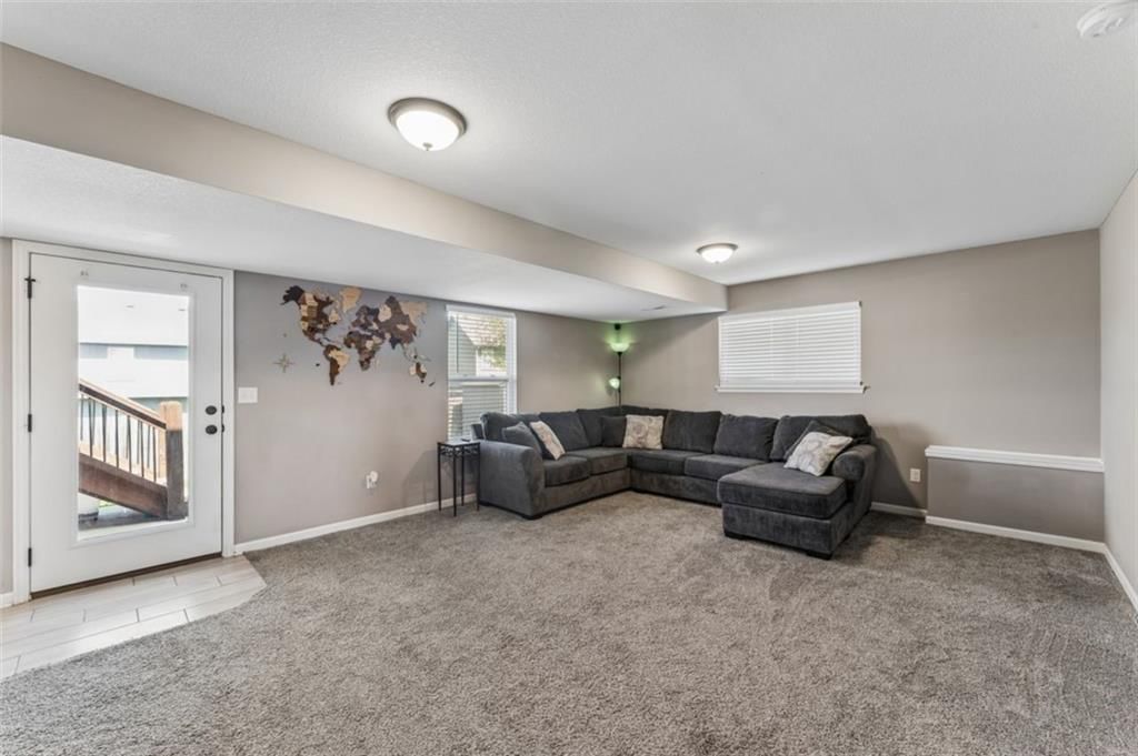 912 N Hickory Drive — photo 30
