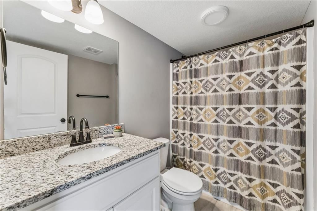 912 N Hickory Drive — photo 36