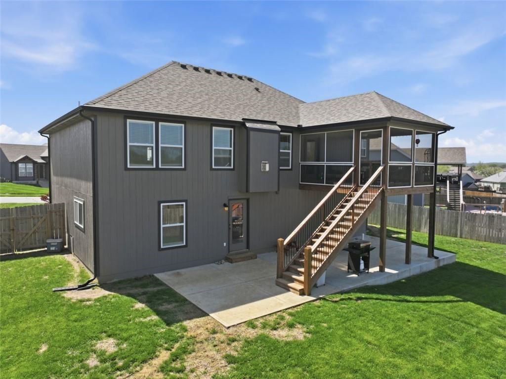 912 N Hickory Drive — photo 37