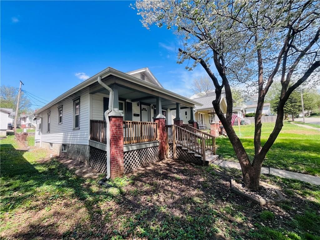 2223 Doniphan Avenue — photo 4