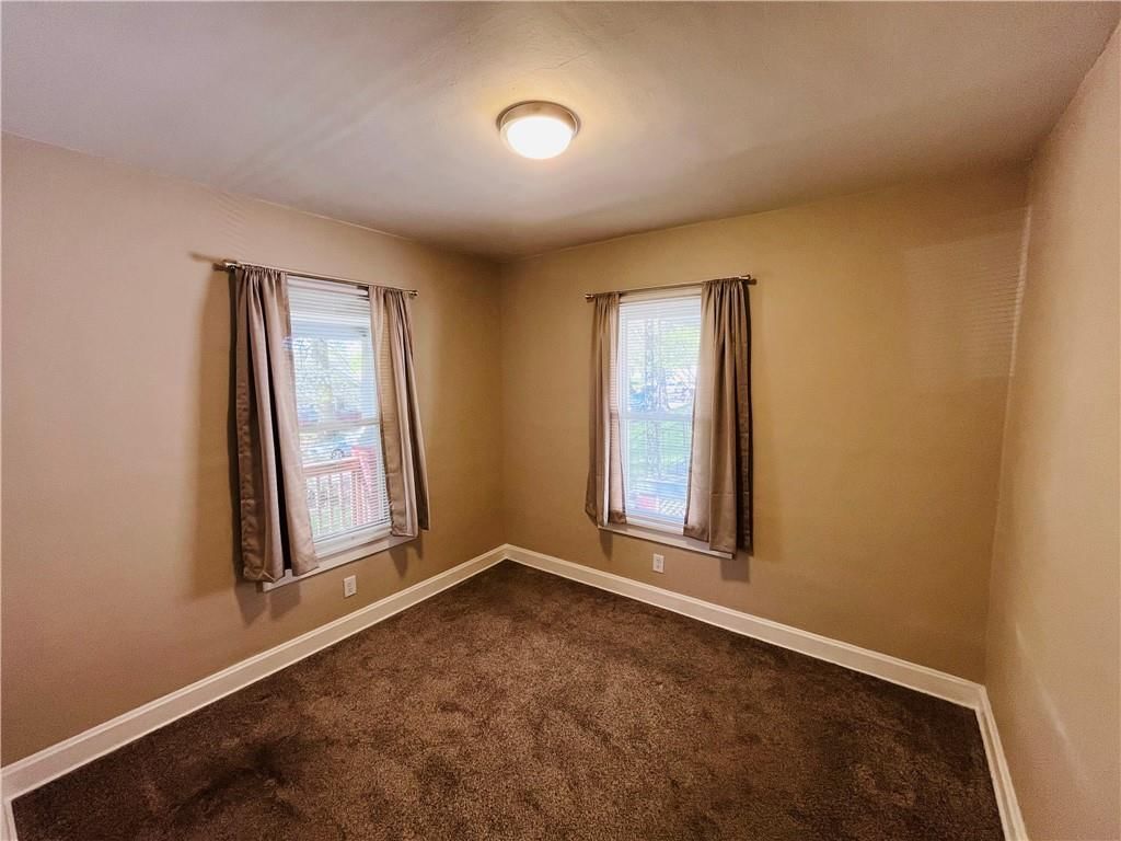 2223 Doniphan Avenue — photo 9
