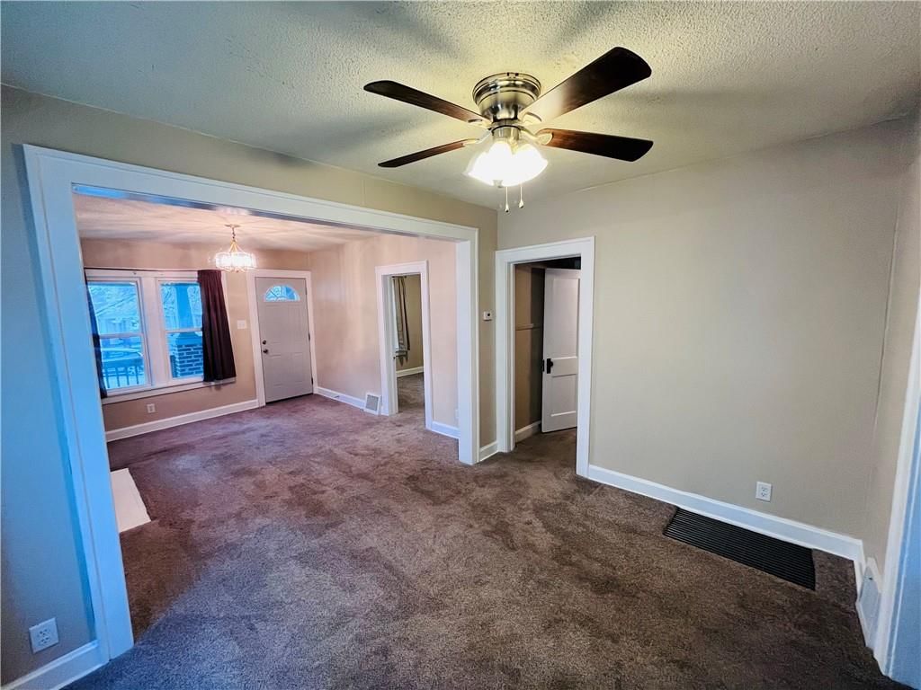 2223 Doniphan Avenue — photo 12