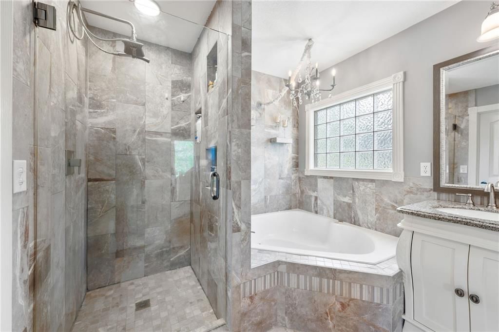 15870 N Amity Street — photo 34