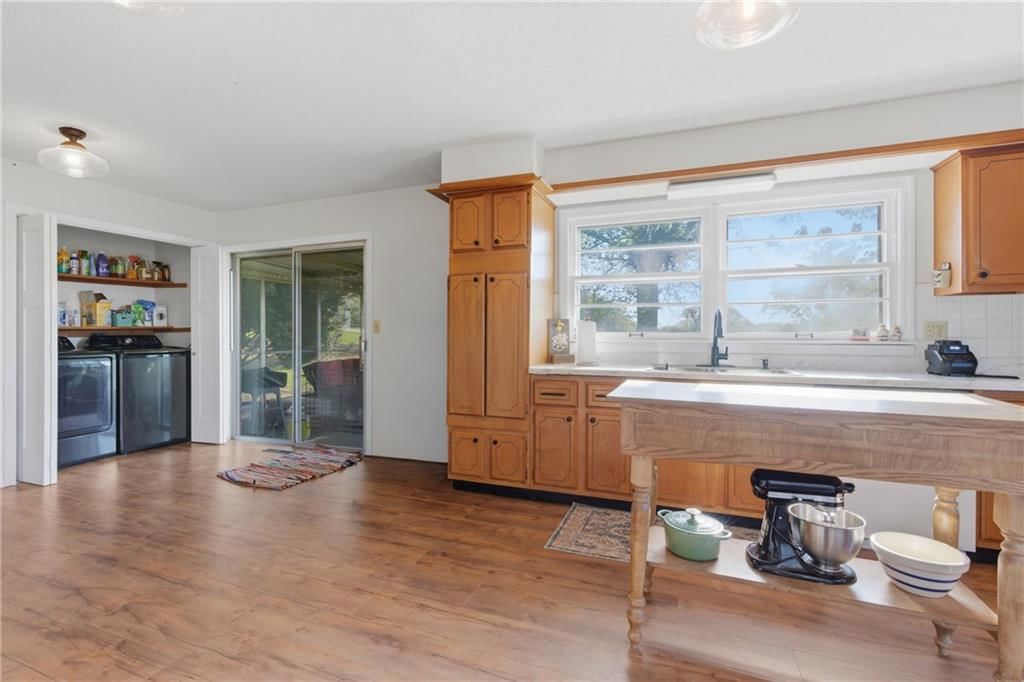 700 Hillcrest Road — photo 10