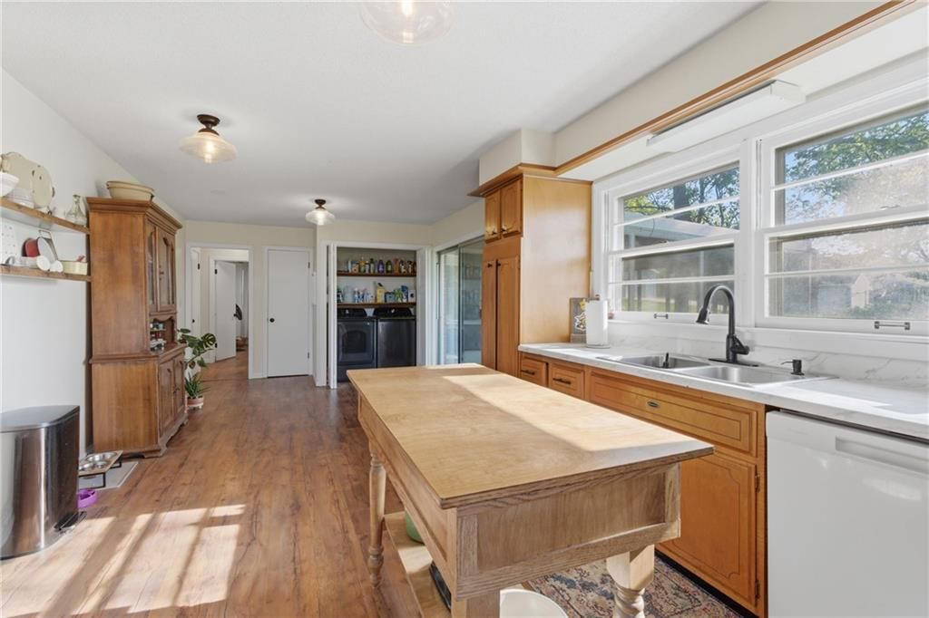 700 Hillcrest Road — photo 13