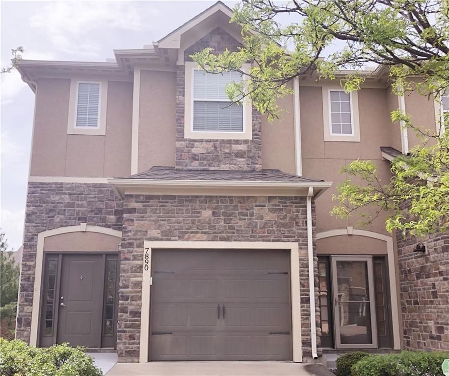 7890 W 158 Court, Overland Park, KS